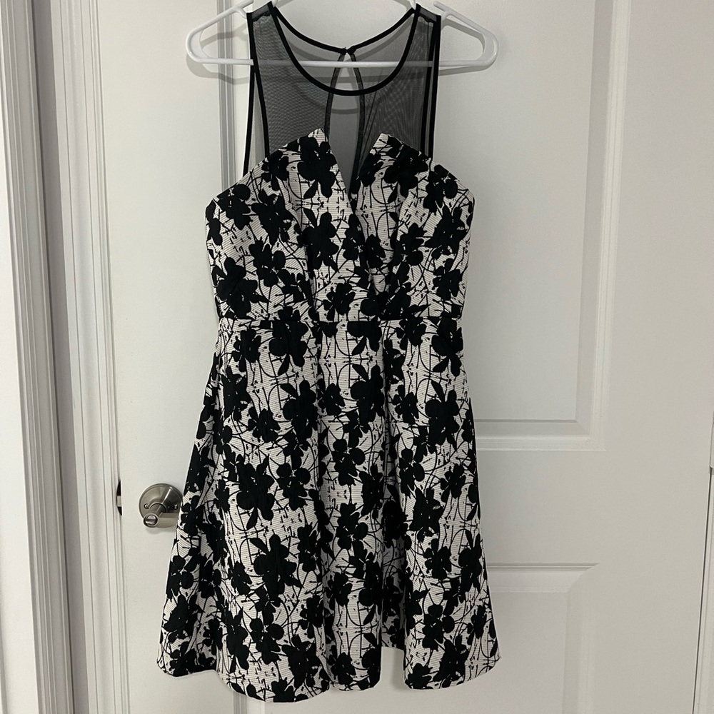 ✨Final Drop✨BCBGeneration Black Dress✨